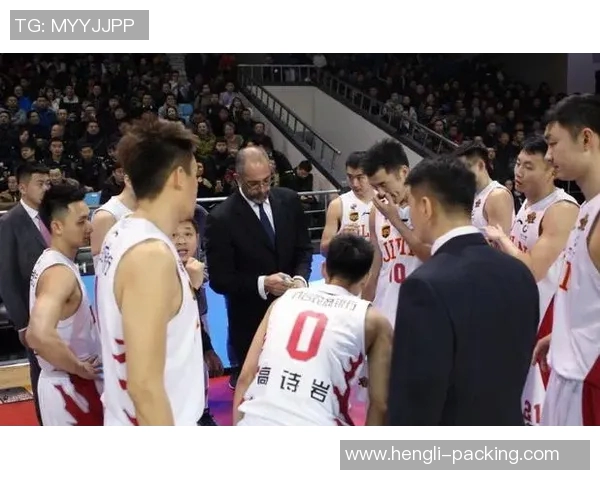 成都篮球队与北京篮球队赛后复盘分析双方状态与表现对比