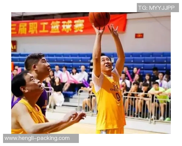 成都篮球队的崛起之路精英赛背后的成长与奋斗故事 成都篮球队的崛起之路精英赛背后的成长与奋斗故事